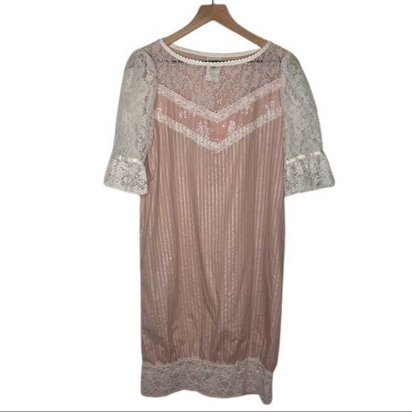 Gunne Sax Vintage Lace trimmed dress - Picture 6 of 7